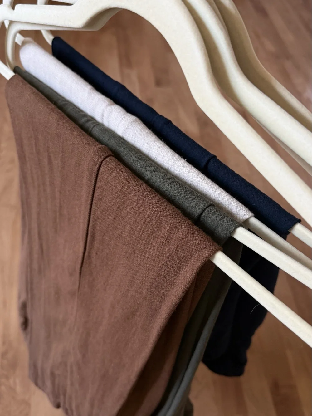 Banana Republic Linen Blend Trouser Bundle – 4 Colors - Relaxed Tapered Fit